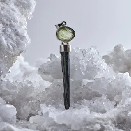 HQ Moldavite & Vivianite healing crystal